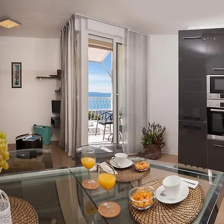 Mariva Luxury Apartment *