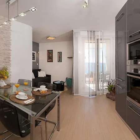 Mariva Luxury Apartman *