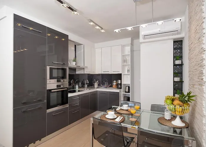 아파트 Mariva Luxury *