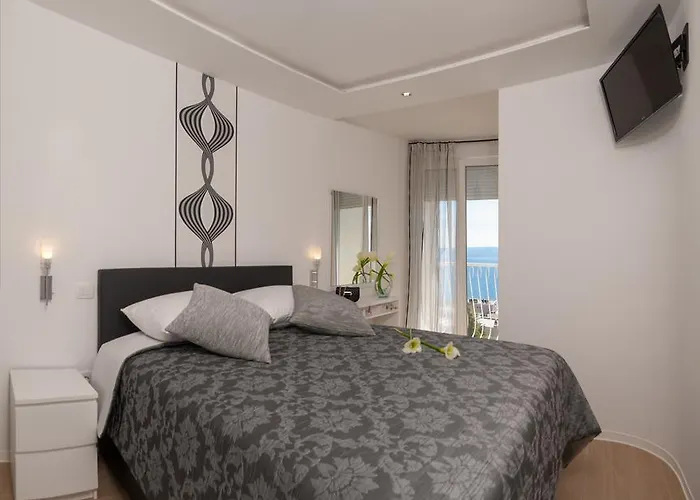 Mariva Luxury 아파트 *